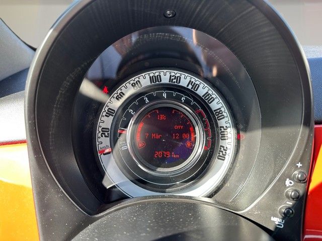 Fahrzeugabbildung Fiat 500 1.0l Hybrid Red TEMPOMAT+UCONNECT+KLIMA+++