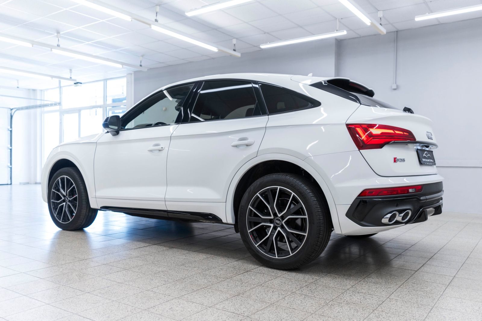 Fahrzeugabbildung Audi SQ5 Sportback 3.0L TFSI ACC 360° LED PANO MEMORY