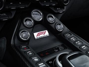 2022 Aston Martin V8 VANTAGE 缩略图 25