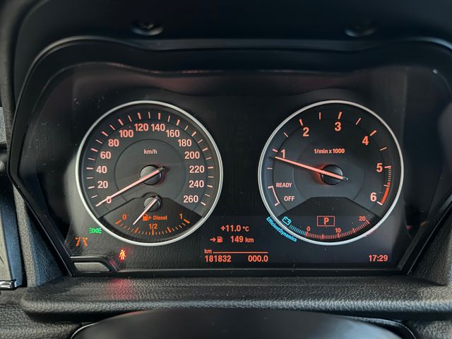 BMW 218 d Active Tourer*Klima*AHK*LED*Navi*Bluetooth