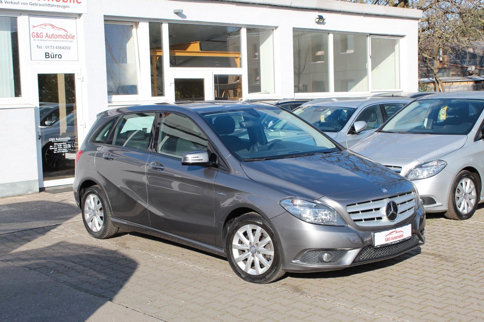 Mercedes-Benz B 180 BlueEff AUT*NAVI*PDC*TEMPO