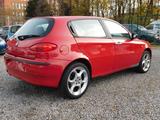 Alfa Romeo 147 2.0 T.Spark Distinctive - Alfa Romeo 147 aus 2002