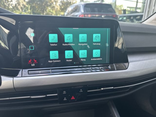Golf VIII Variant 2.0 TDI Life NAVI LED 16 ALU S