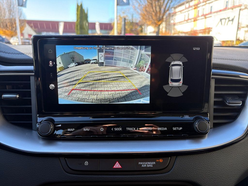 Fahrzeugabbildung Kia Ceed 1.5 T-GDI Spirit DCT Tech
