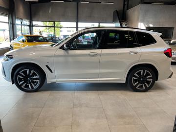 صورة مصغرة 18 لـ 2024 BMW IX3