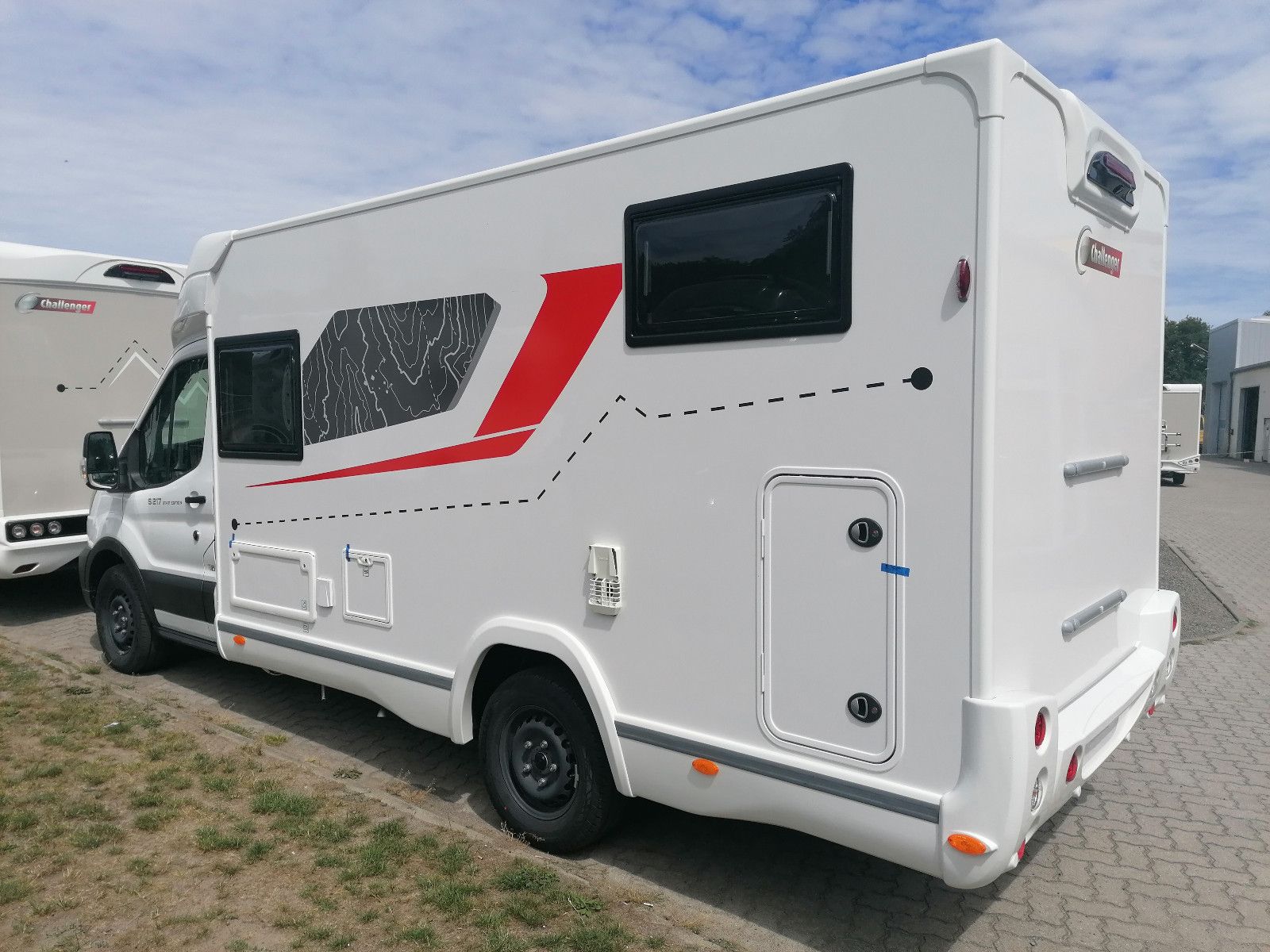 Fahrzeugabbildung Challenger S217 GA Start Edition