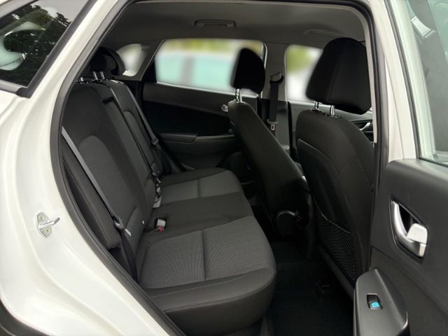 Fahrzeugabbildung Hyundai KONA Trend Mild-Hybrid 2WD +KLIMA+NAVI+RFK+PDC+U