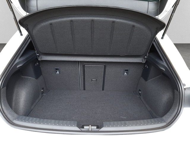 Fahrzeugabbildung Cupra Leon 1.5 TSI Kamera ACC LED 18" Alu SitzHz