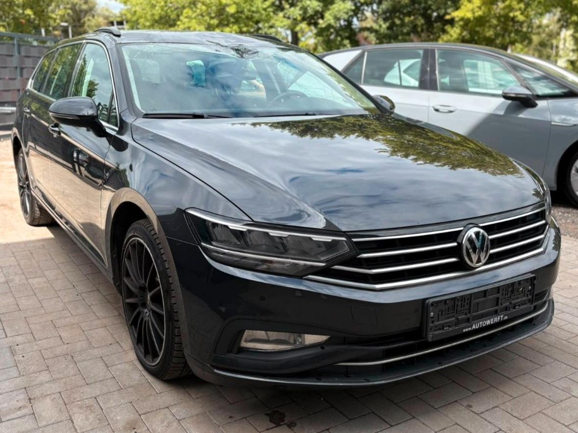 Volkswagen Passat Variant Business*RCAM*NAVI*LED*3KLIMAZ*