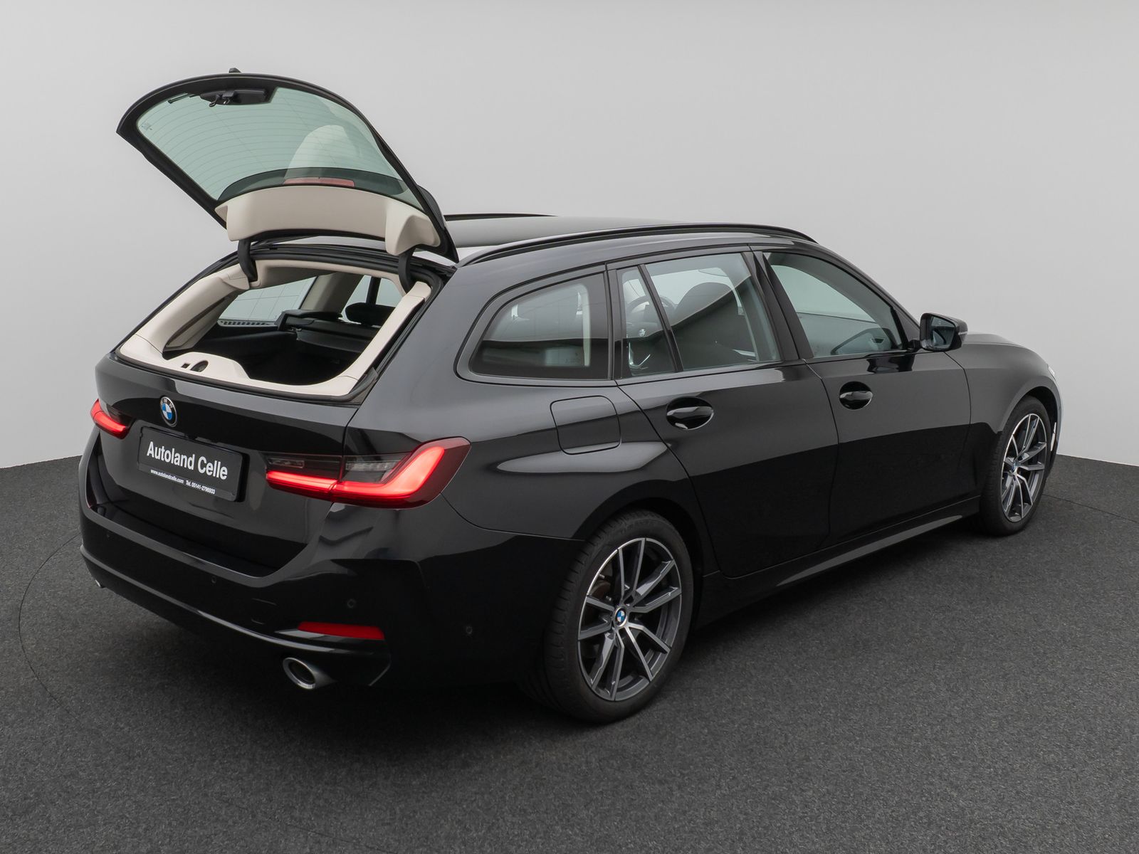 Fahrzeugabbildung BMW 320d xD  Kamera DAB MSport Fernlichtassis 18Zoll