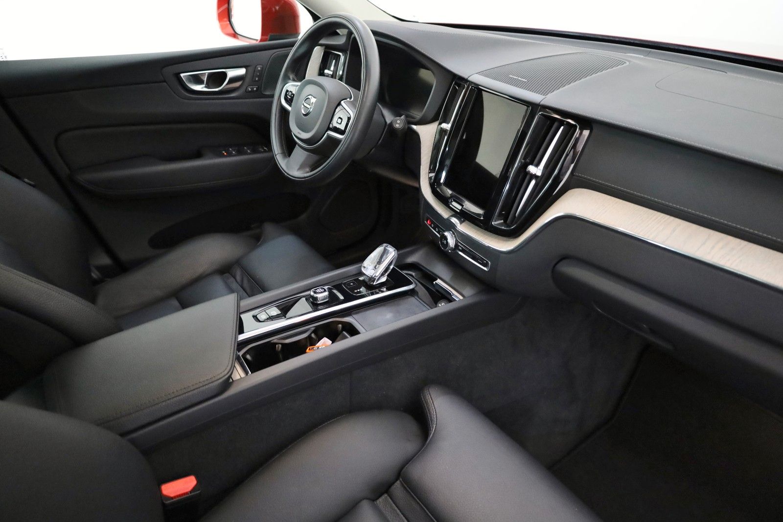 Fahrzeugabbildung Volvo XC60 Plus Bright T6 AWD,Leder,Navi,LED,SH,Panora