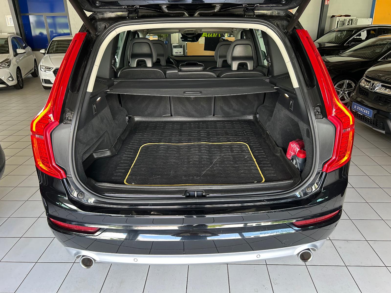 Volvo XC 90 Momentum 2WD//GARANTIE/LEDER/ALU/NAVI/PDC/