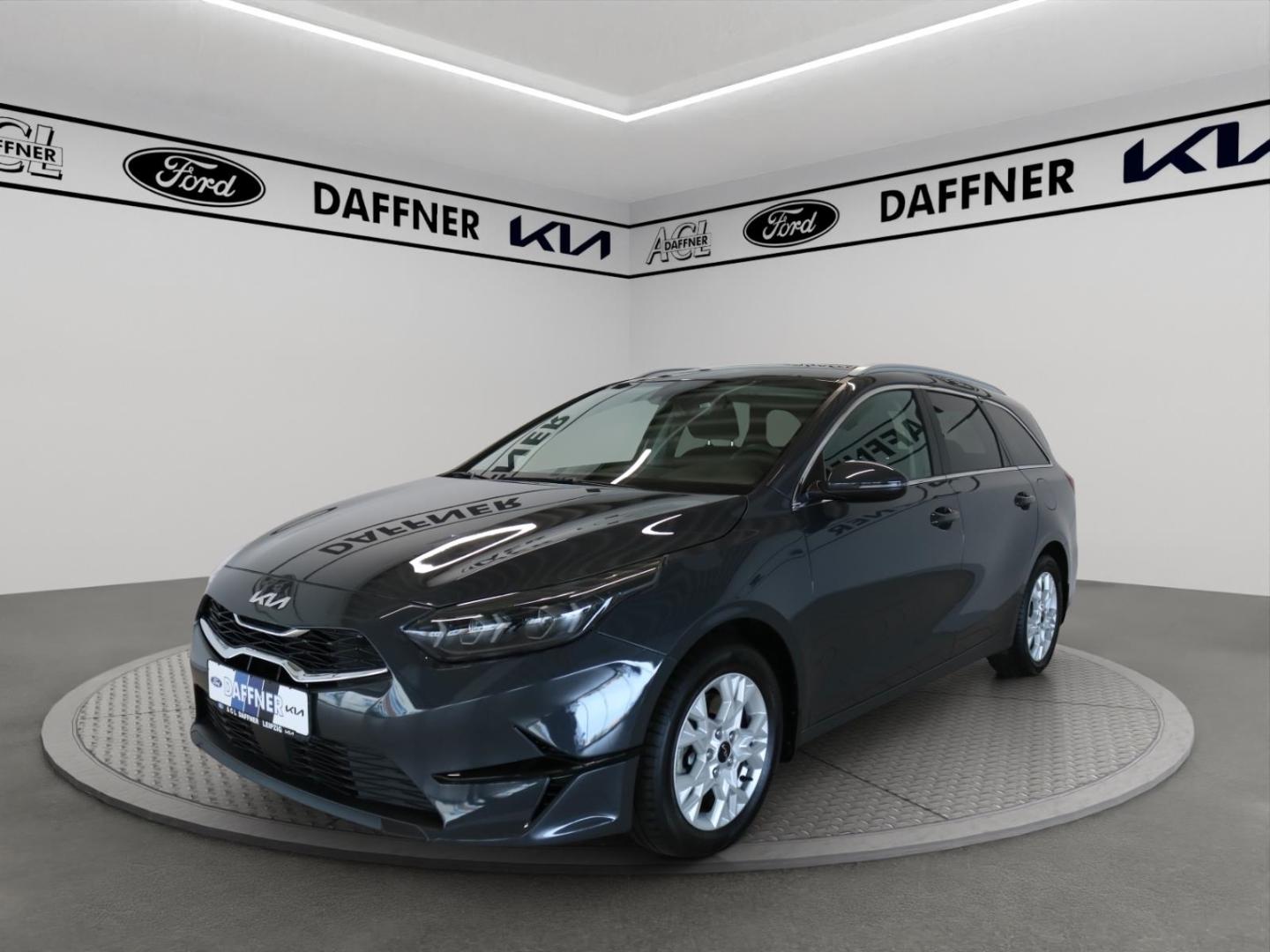 Kia Ceed_sw SW Vision Tempomat Kamera DAB Navi