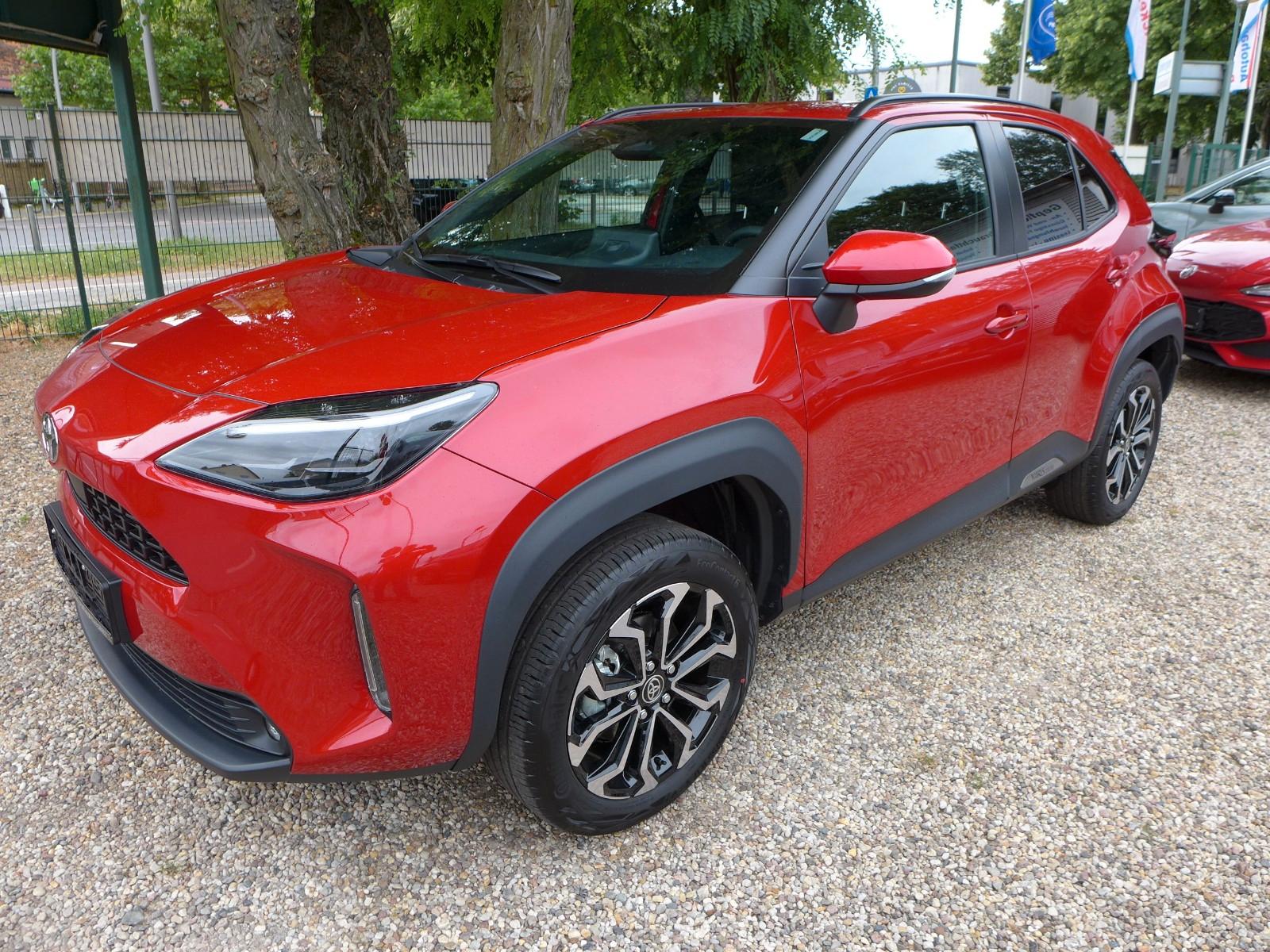 Toyota Yaris Cross 1,5-l-VVT-i Style 96KW SideAssist