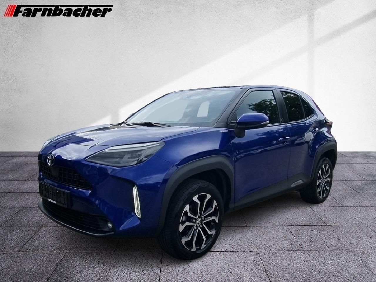Fahrzeugabbildung Toyota 1.5 Hybrid Team D + Safety+Winter+Navi*