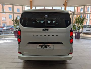 Ford Tourneo Custom 2.0 EcoBlue  L1 Titanium