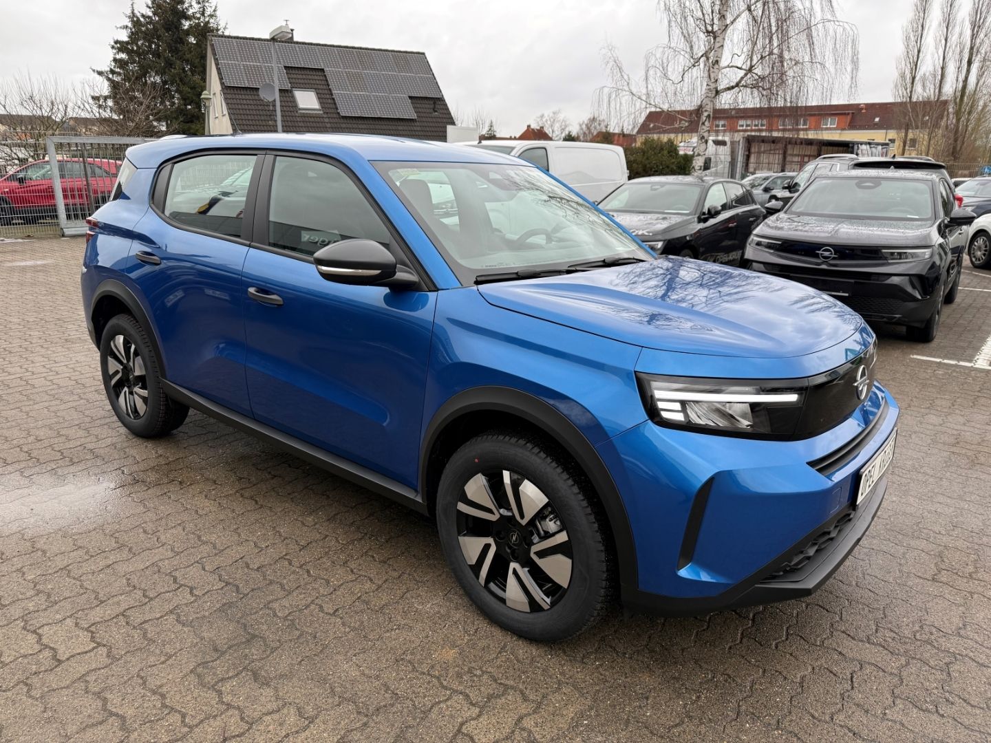 Fahrzeugabbildung Opel Frontera Edition 1.2 SHZ+LHZ+Kamera+Allwetter