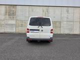 Volkswagen T5 Kombi 2.0 TDI lang 9 Sitzer - Volkswagen T5: 2.0
