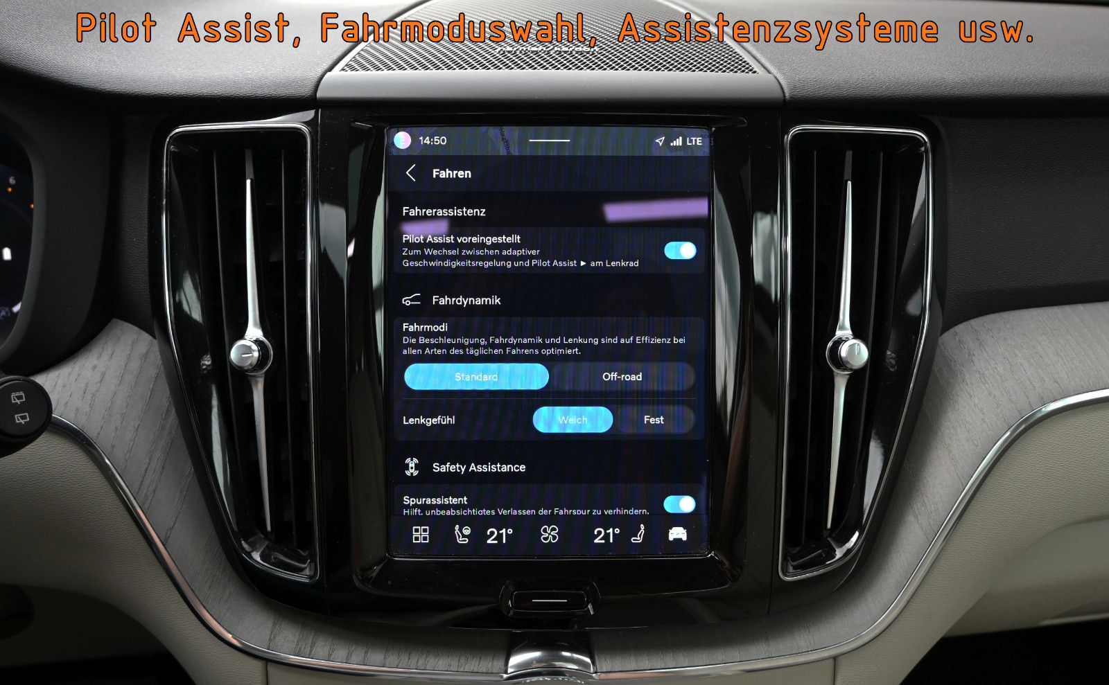Fahrzeugabbildung Volvo XC60 B4 D AWD Plus Dark °ACC°AHK°PANO°STANDHEIZ°