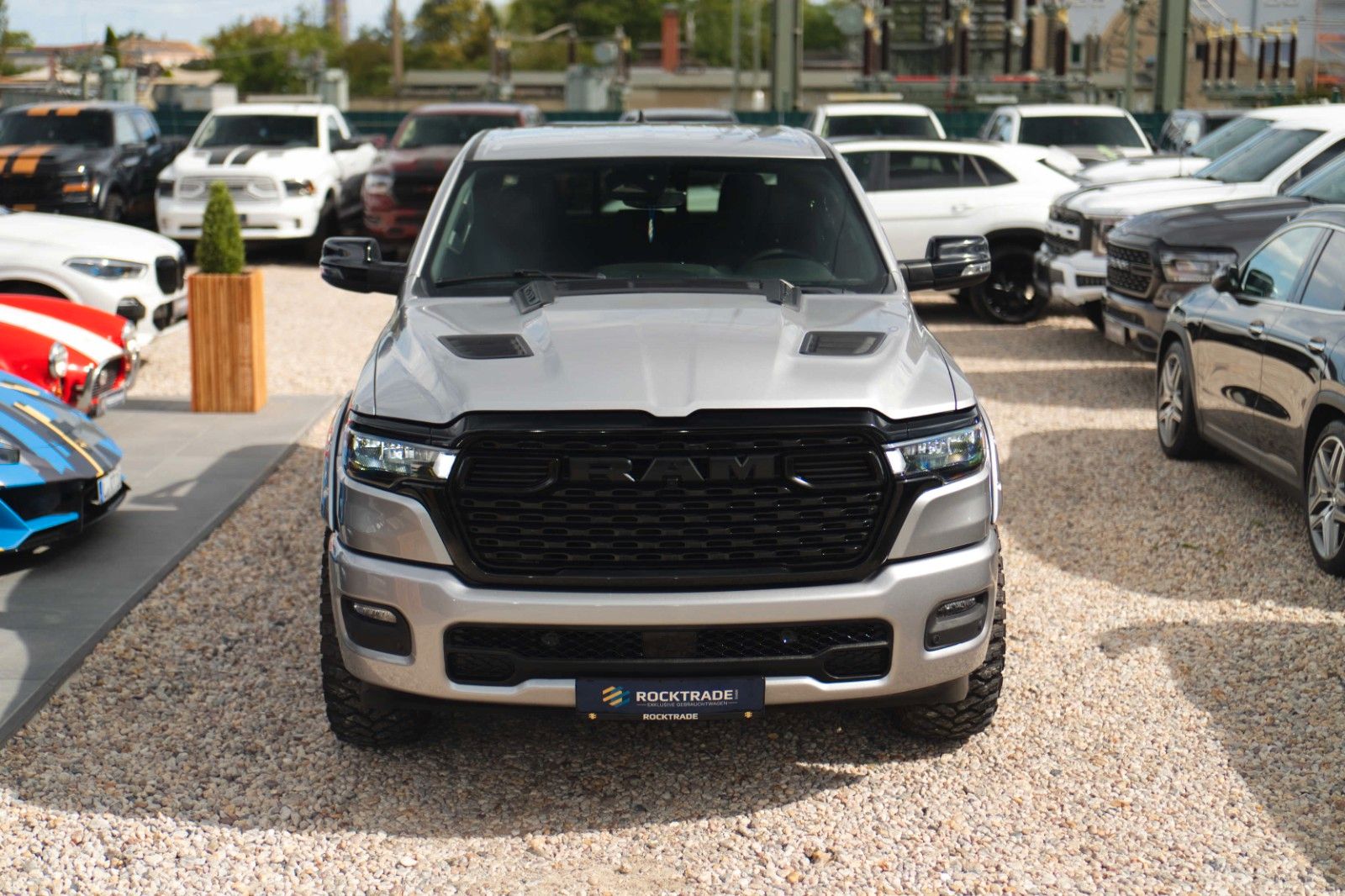 Fahrzeugabbildung Dodge RAM 3.0 MY 25 TWIN TURBO Offroad Night ACC 19%