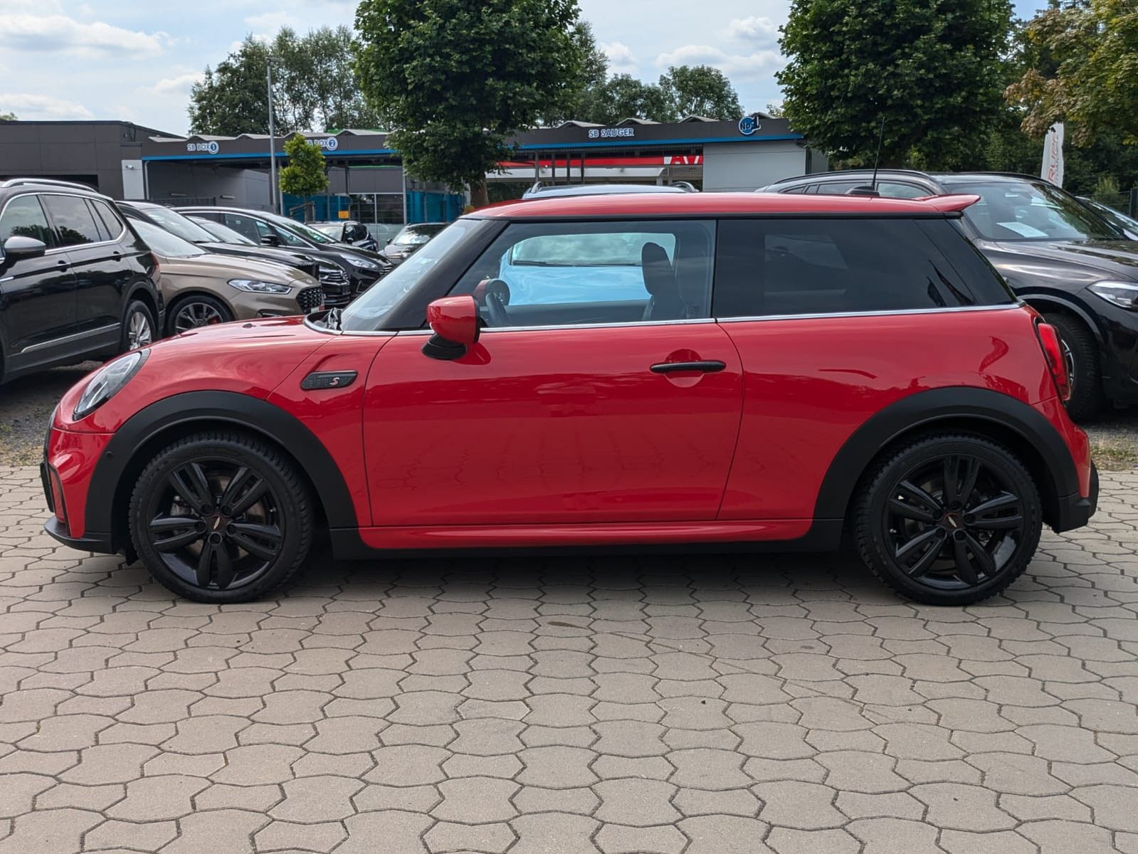 Fahrzeugabbildung MINI Cooper S John JCW HUD/PANO/ACC/KAMERA/LED/CARPLA