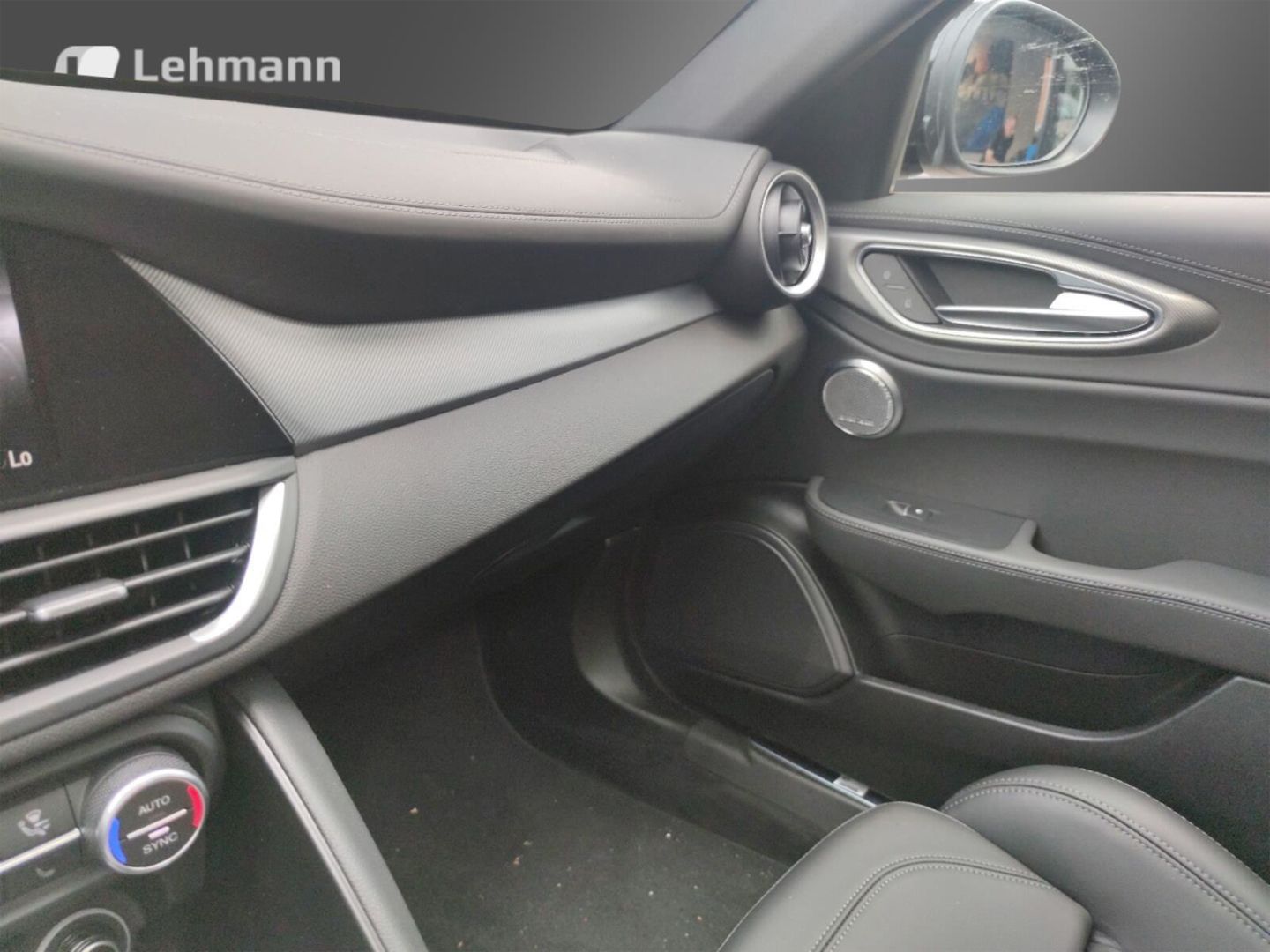 Fahrzeugabbildung Alfa Romeo Giulia 2.0 Turbo16V Q4 Veloce+PANO+HARMAN&KARDON