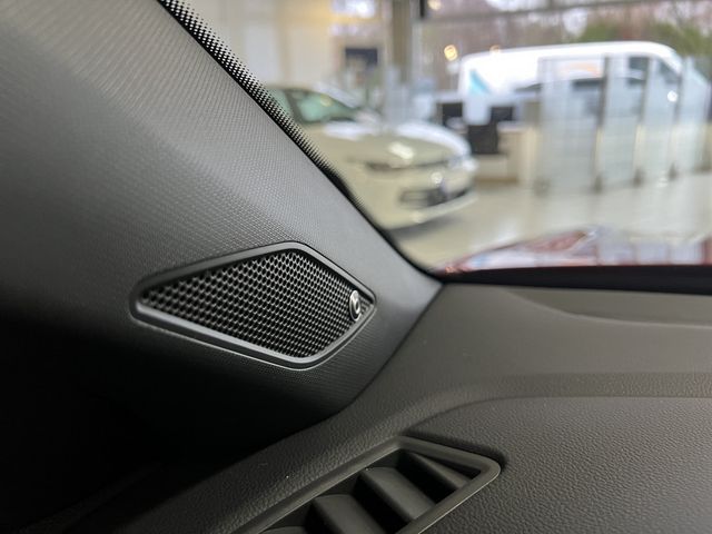 T-Cross R-Line 1.5 TSI DSG