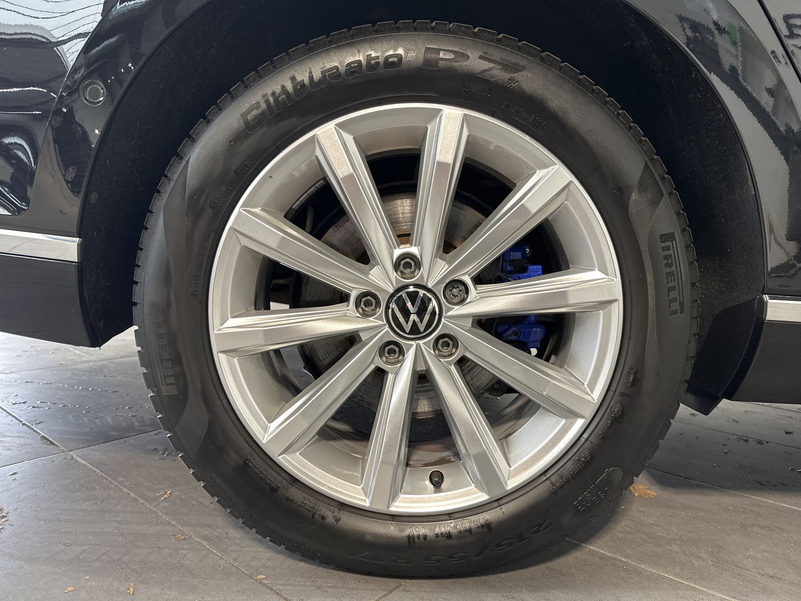 Fahrzeugabbildung Volkswagen Passat GTE Hybrid NAV+LED+KAM+AHK+1HAND+17ZO+PP