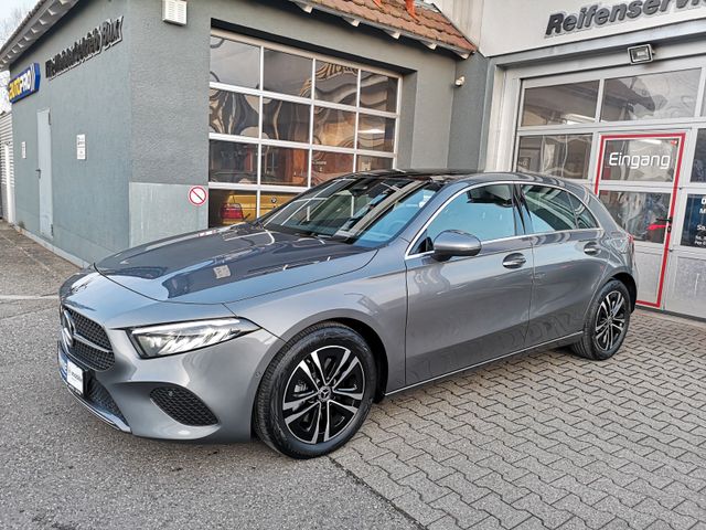 MERCEDES-BENZ A 220 4Matic 8G-DCT MBUX LED PANO KAM TOTW AHK