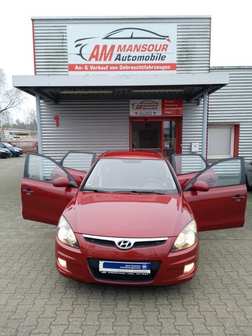 Hyundai i30 blue 1.4 Comfort Klima