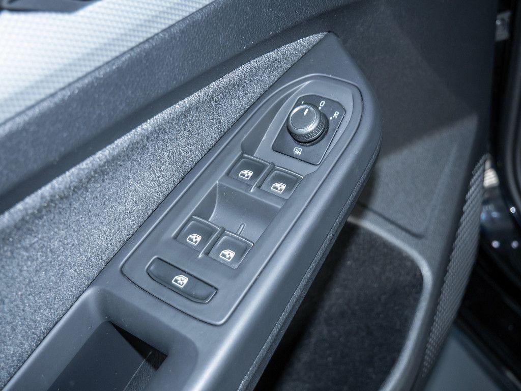Volkswagen Golf VIII 1.5 TSI Move Navi LED Keyless Sitzhzg., миниатюра 18