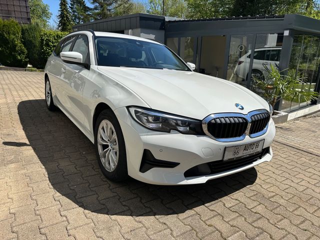 BMW 320 3 Touring 320 d Advant|Live Cocpit|Sportsitz