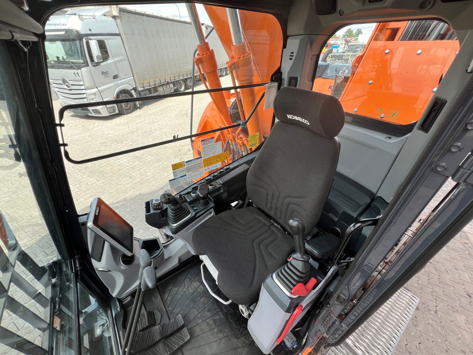 Fahrzeugabbildung Kobelco ED160 BR-7 / nur 999h! / Woodcracker Löffelpaket