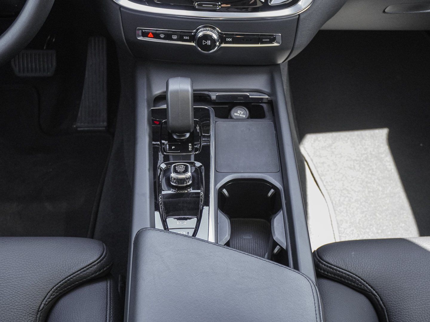 Volvo V60 Cross Country B4 D AWD Plus Bright STANDHZG foto 15