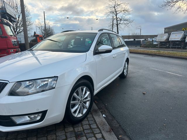 Skoda Octavia Combi Elegance