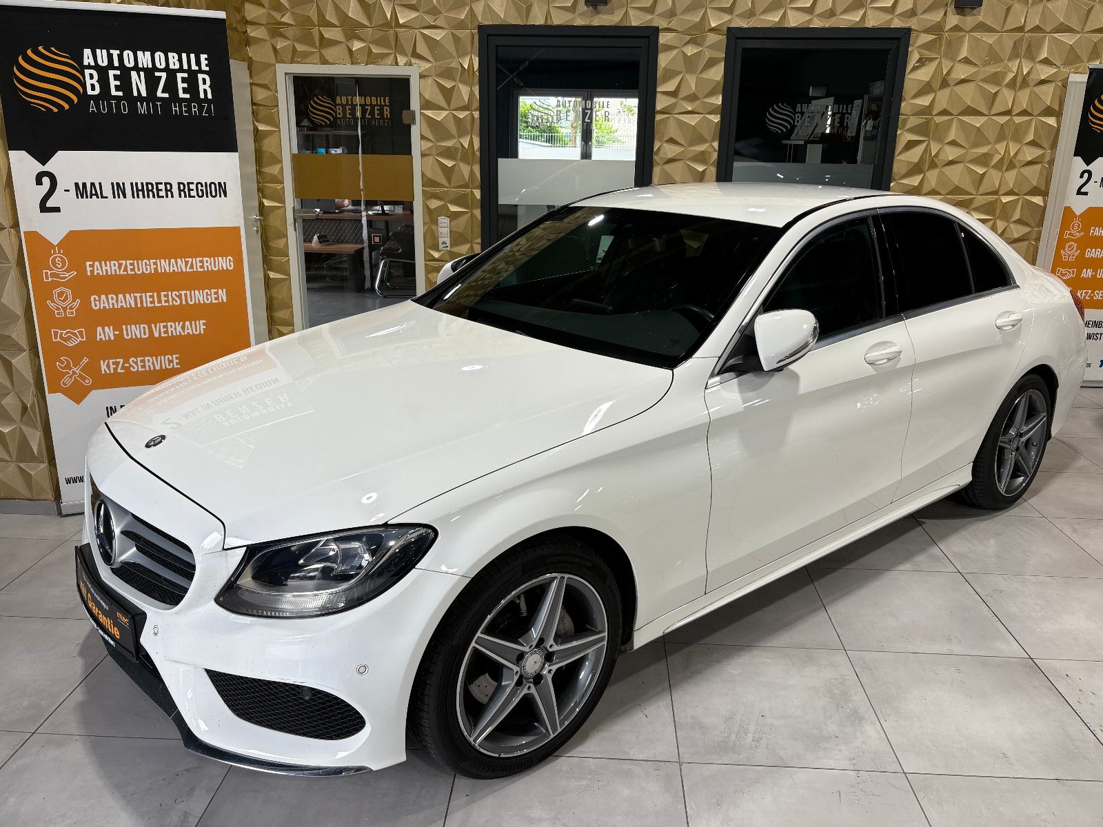 Fahrzeugabbildung Mercedes-Benz C 200 Lim. C 200 CGI/AMG-LINE/PDC/SOUND/SHZ/KLIM