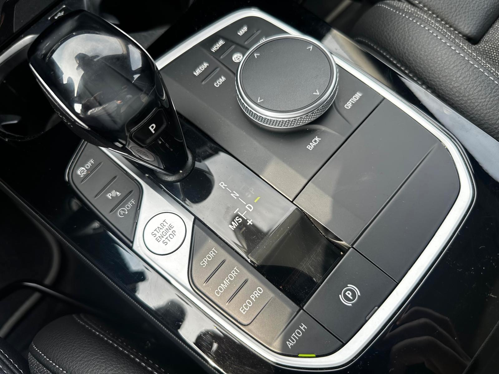 BMW 118 1 Limousine 118i LED Navi HeadUp Sport Line, миниатюра 28