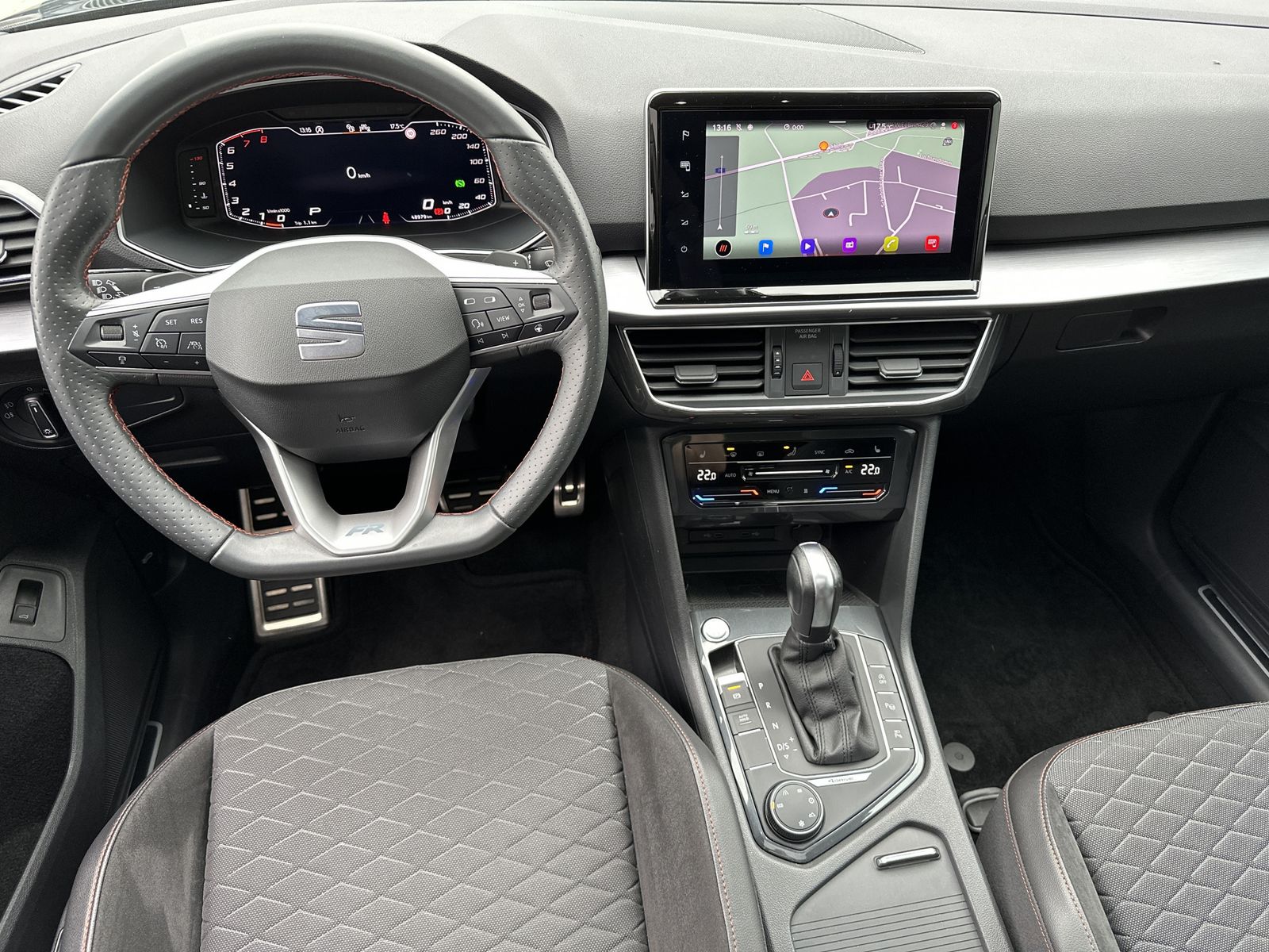 Fahrzeugabbildung SEAT Tarraco 2.0 TSI DSG 4D FR NAV+LED+AHK+PANO+360°