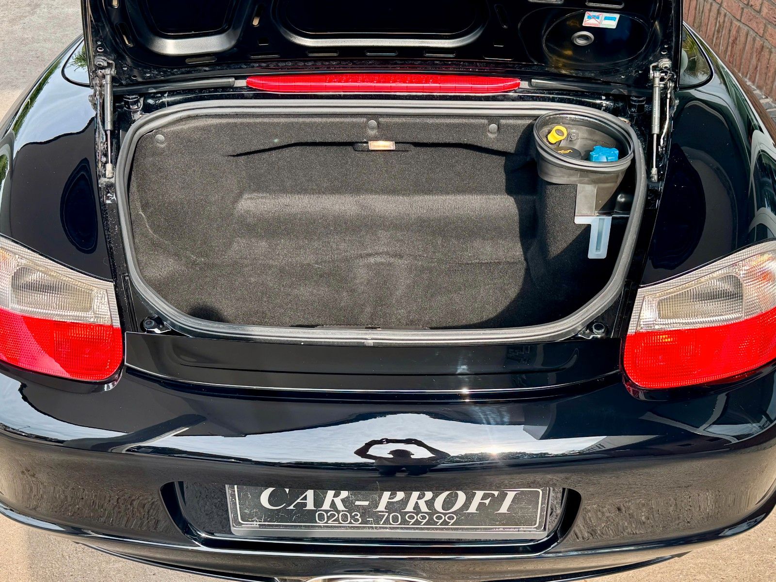 Fahrzeugabbildung Porsche Boxster 2.7 Leder/Klimaaut./Sitzheizung/62 Tkm