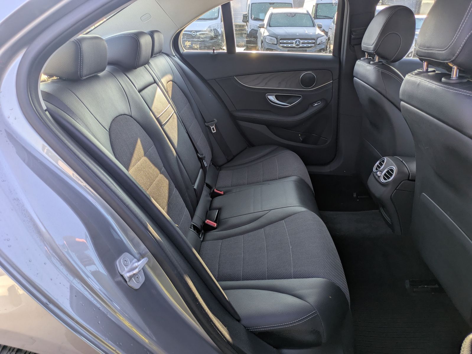 Fahrzeugabbildung Mercedes-Benz C 250 d BlueTec AVANTGARDE 4Matic ACC/KAM/LED