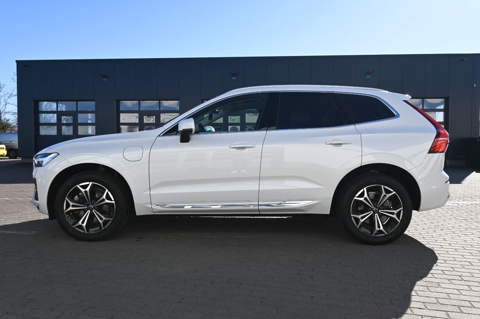 Fahrzeugabbildung Volvo XC60 T6 RC Inscription Expression*FSHZG*RFK*ACC