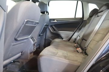 Volkswagen Tiguan R-LINE 2.0 TDI 4M AID+ACC+SIDE+PANO+AHK