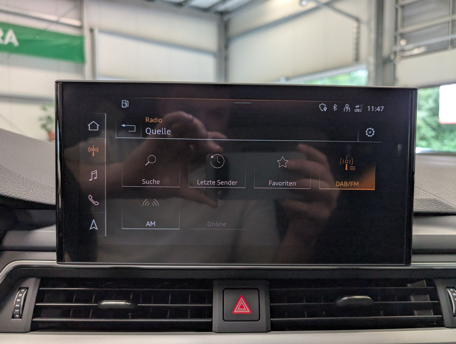 Fahrzeugabbildung Audi A5 40TDI S-tronic LED Sport-Sit SHz PDC Navi AHK