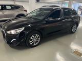 Hyundai i30 YES! Kamera/Carplay/PDC/DAB/Navi/AHK/Temp./ - Hyundai i30 Gebrauchtwagen in Aachen
