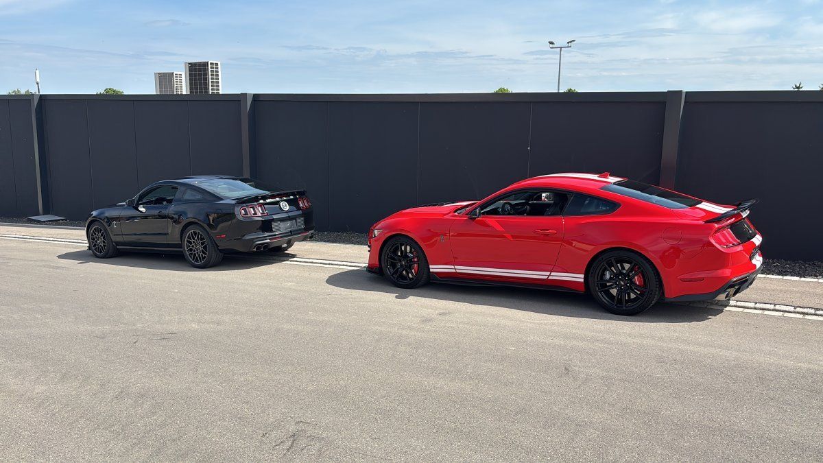 Ford Mustang (Shelby GT500 RECARO/Technology-Pack/B&O)