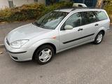 Ford Focus Turnier 1.6i Lpg-Gas TÜV/AU 10/27 Kl... - Ford Focus aus 2003: Kombi