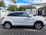 Mitsubishi ASX 1.6 Intense | Rentnerhand | Panorama | Xenon - Mitsubishi ASX Intense mit Benzin-Antrieb