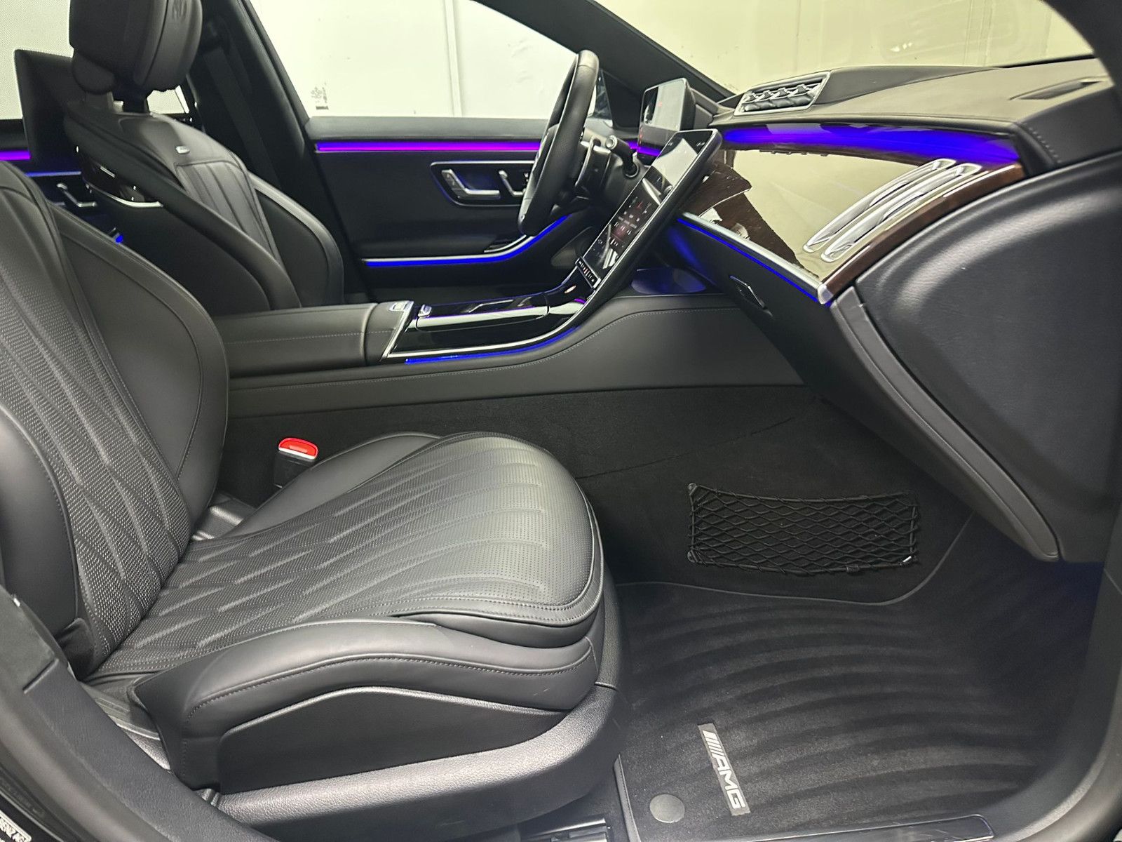 Fahrzeugabbildung Mercedes-Benz S 63 E Performance L *PANORAMA*FONDENTERTAINMENT