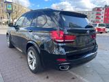 BMW X5 xDrive30d M Paket HK-Spur-Totwinkel-Leder-Nav - BMW X5 Gebrauchtwagen in Berlin