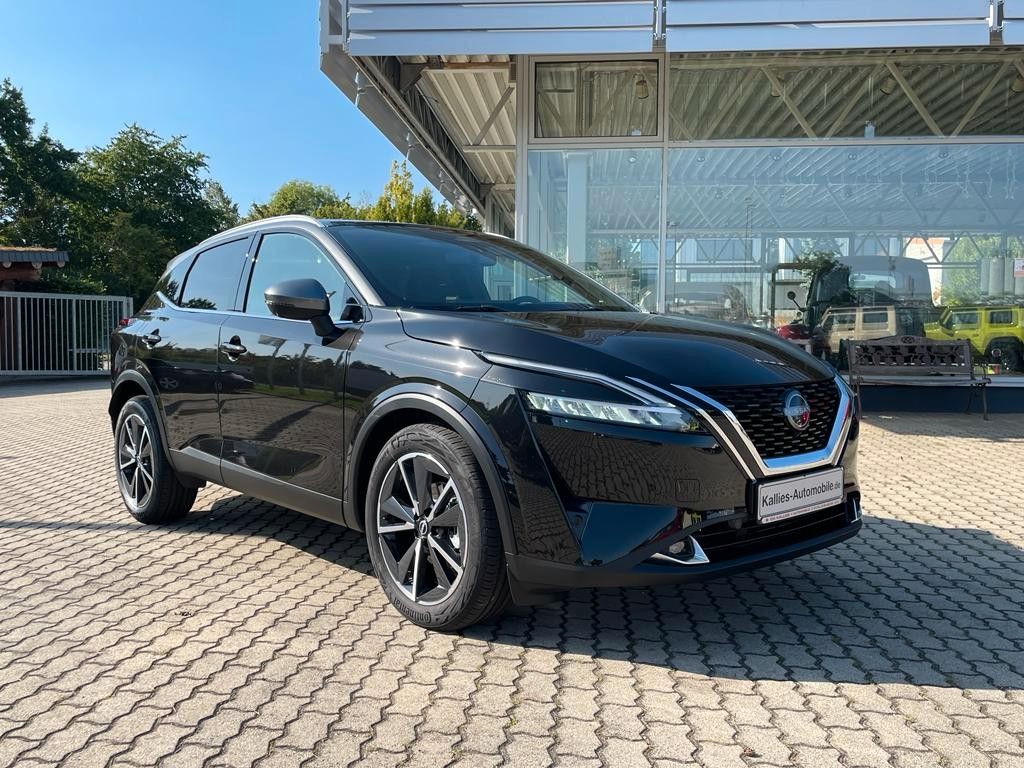 Fahrzeugabbildung Nissan Qashqai 1.3 DIG-T AT 4WD Tekna BOSE+PANO+HUD
